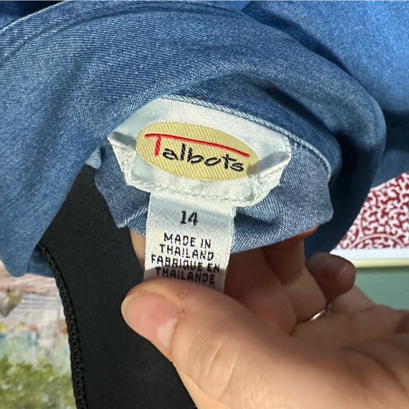Vintage Talbots Blue Denim Button-Up Shirt Size 14 😻 - Picture 4 of 4